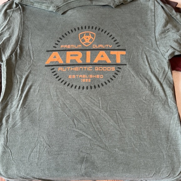 Men’s small and medium bass pro and ariat shirts - Picture 3 of 3